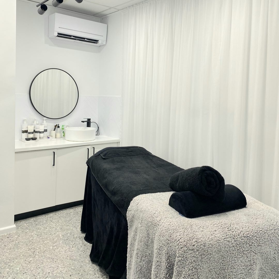 Our luxurious treatment rooms in Pascoe Value
